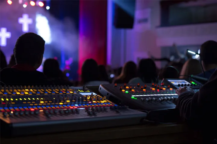 V3 Multimedia audio service